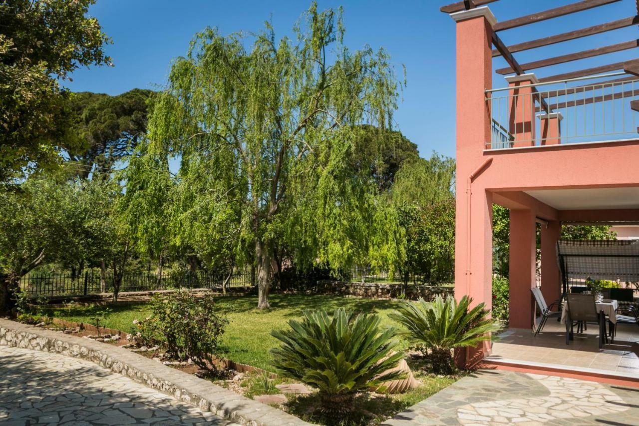 Villa Maritina Razáta 외부 사진